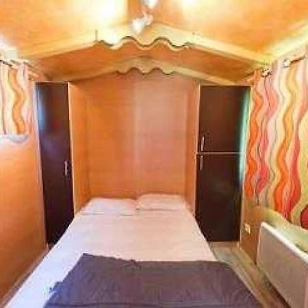 Camping 5 Etoiles - Piscine - Eeceff Le Bourg-dʼOisans Екстериор снимка