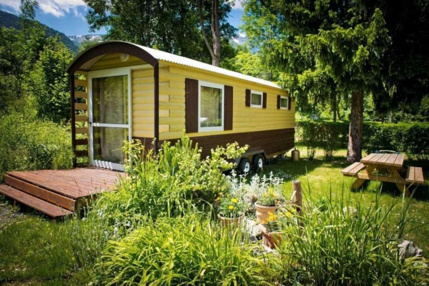 Camping 5 Etoiles - Piscine - Eeceff Le Bourg-dʼOisans Екстериор снимка
