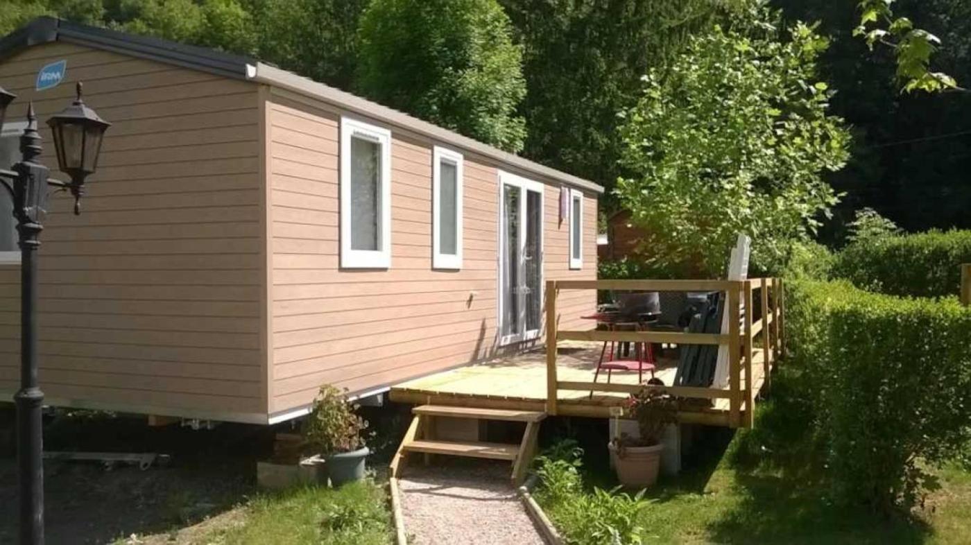 Camping 5 Etoiles - Piscine - Eeceff Le Bourg-dʼOisans Екстериор снимка