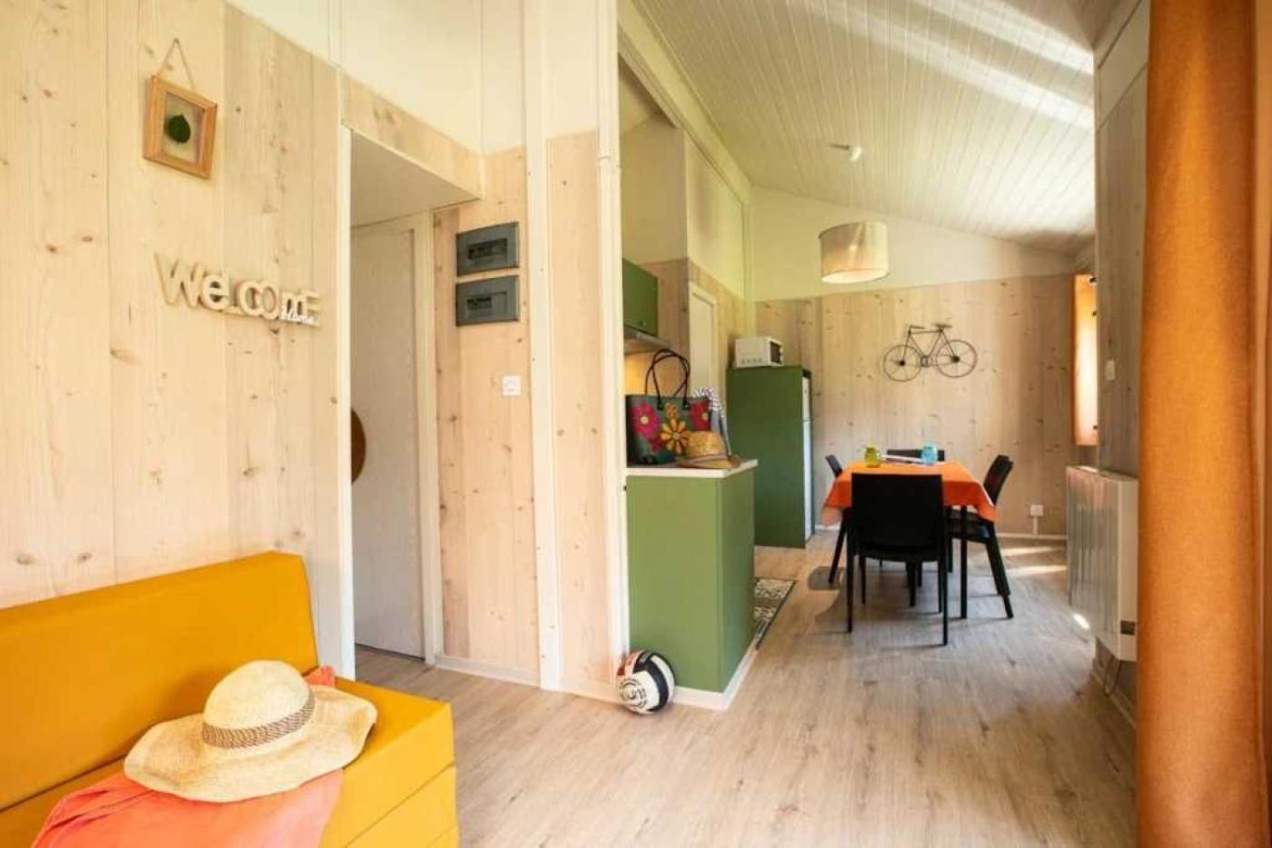 Camping 5 Etoiles - Piscine - Eeceff Le Bourg-dʼOisans Екстериор снимка